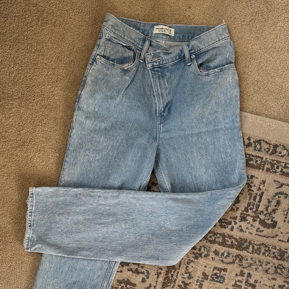 Abercrombie & Fitch High Rise Women Jeans - Light Blue